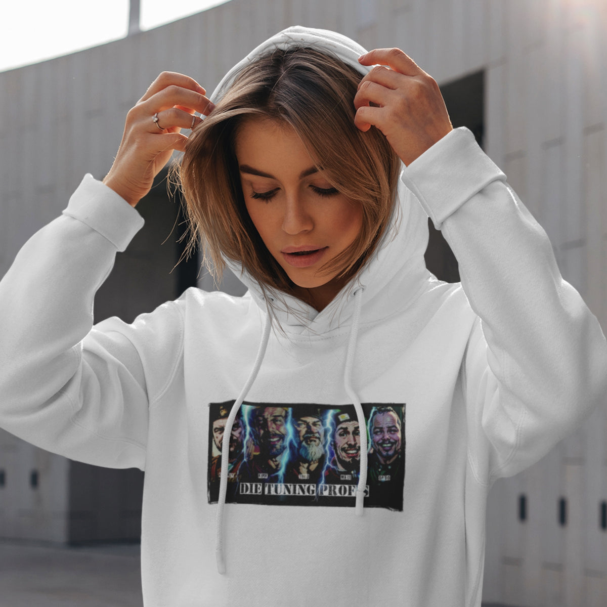 Tuning Profis Fun Face Hoodie getragen Weiß